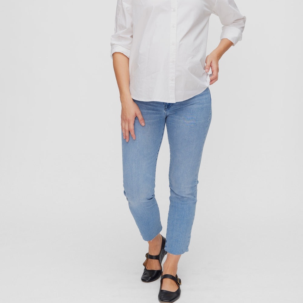 BNWT Frame Le High Straight with Secret Belly